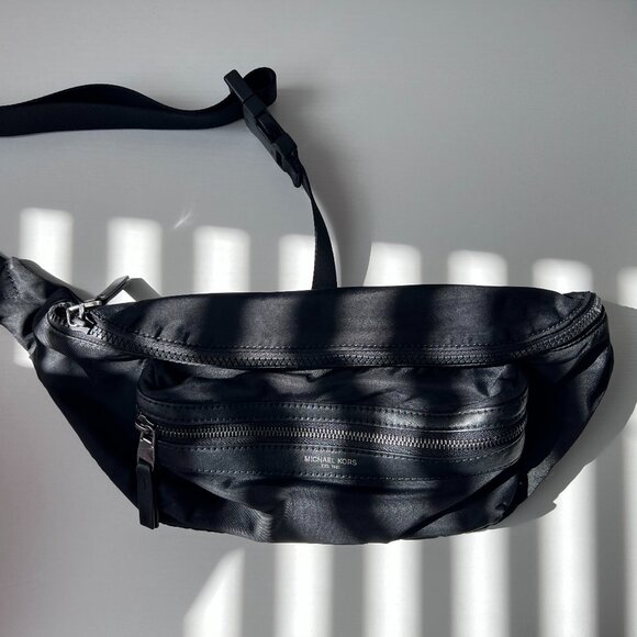 Michael Kors Mens Black Nylon Waist Bag - USED - Picture 1 of 6